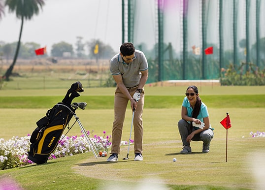 Golf-Putting-Chipping-Greens